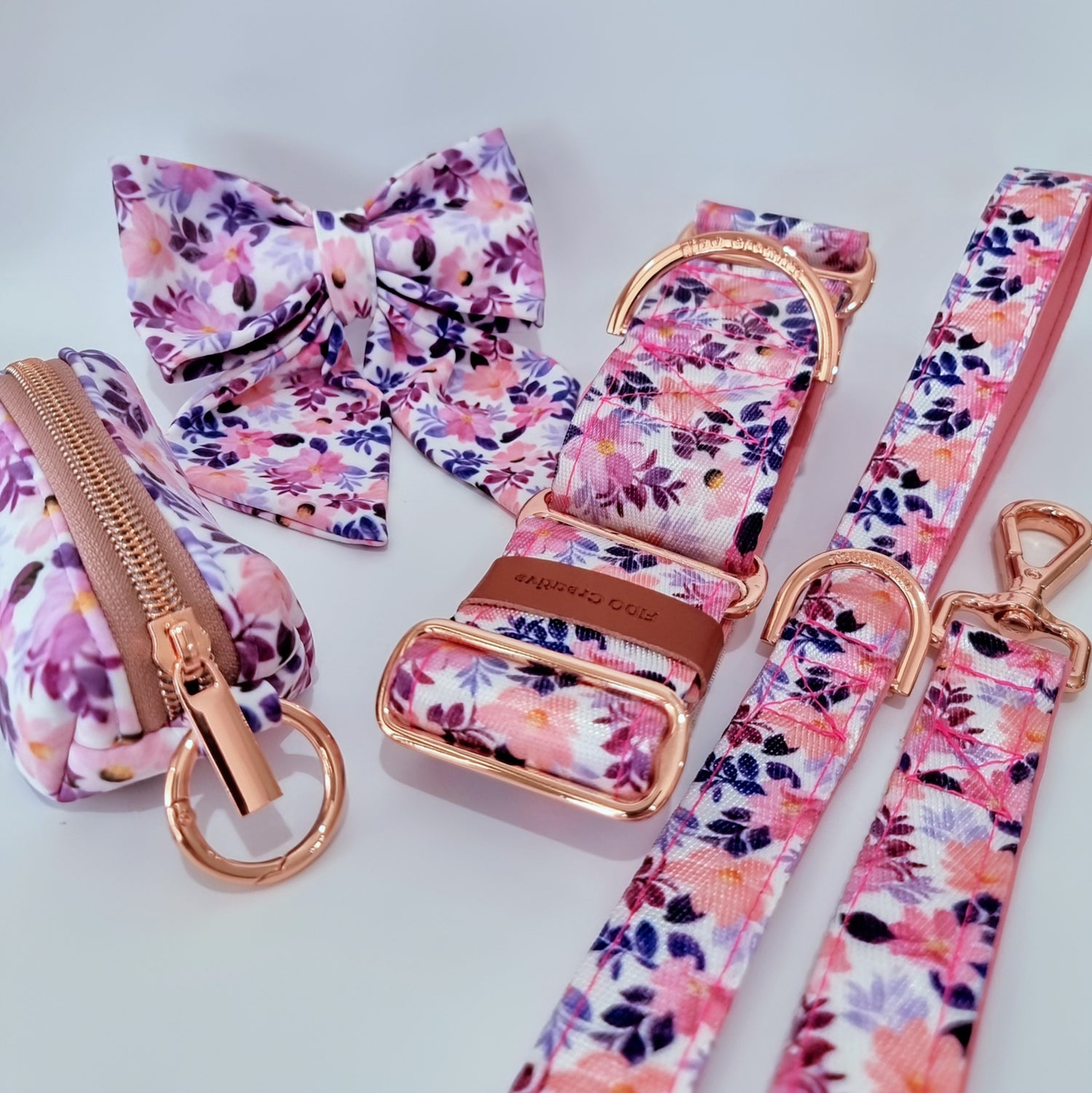 Floral dog collar and leash set
